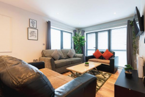 Sidemersey Livings - Ground Floor 2 Bedroom Apartment w Parking Sleep up to 6 in L3